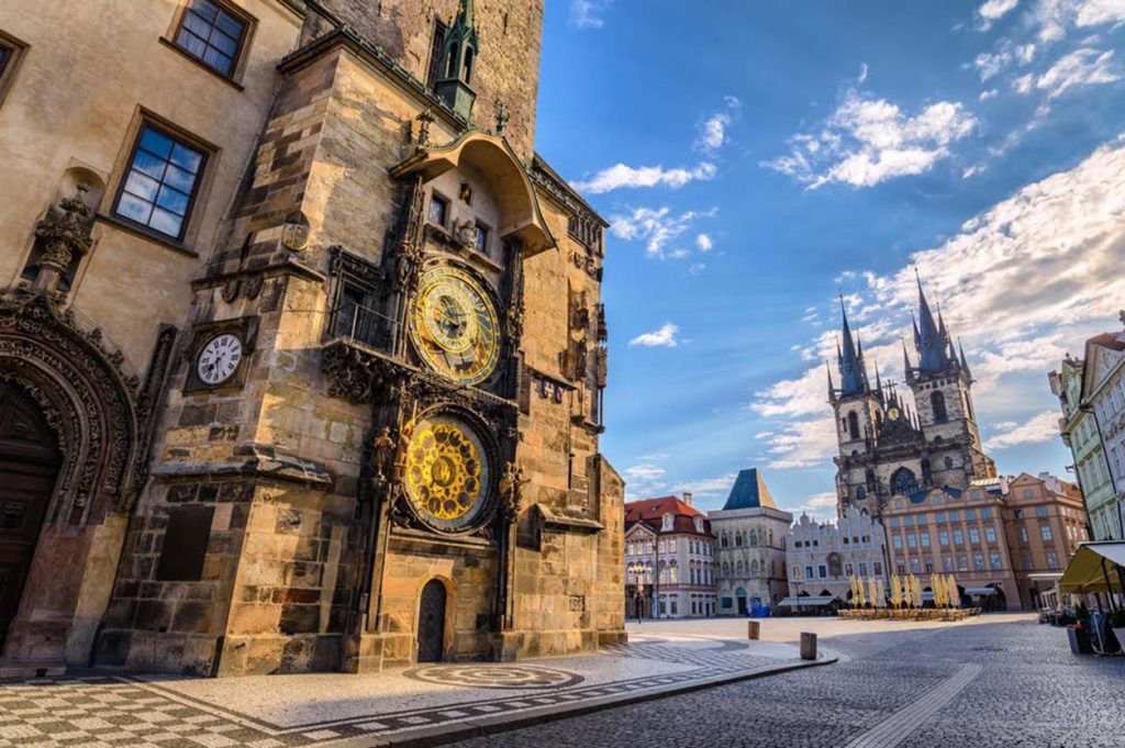 Guía Esencial para Viajar a Praga: Consejos para un Viaje sin Preocupaciones