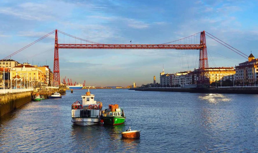 Paseo en barco por Bilbao: La perfecta combinación de ciudad y río